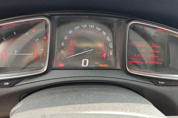 Used DS 6 2014 1.6T Luxury Edition THP160 Instrument Cluster