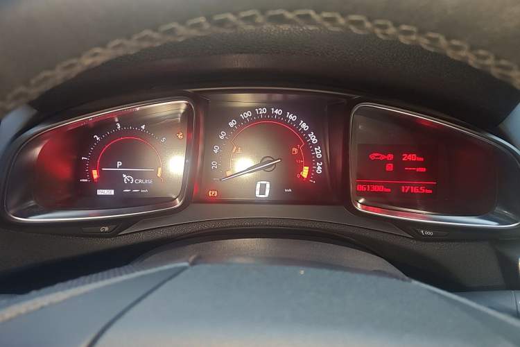 Used DS 6 2014 1.6T Luxury Edition THP200 Instrument Cluster