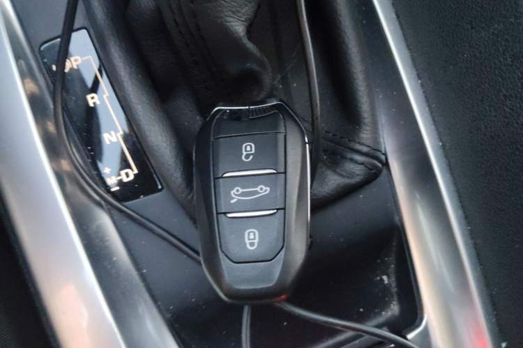 Used DS 6 2014 1.6T Luxury Edition THP160 Interior 1