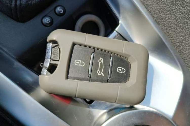 Used DS 6 2014 1.6T Luxury Edition THP200 Interior 1