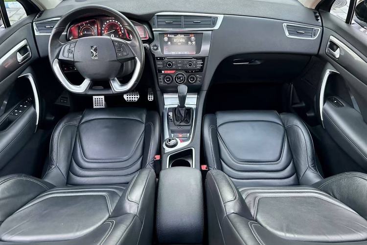 Used DS 6 2014 1.6T Luxury Edition THP200 Interior 3