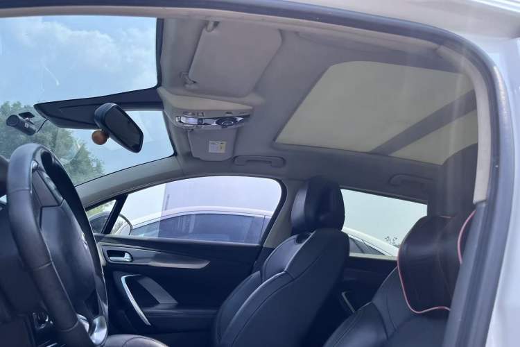 Used DS 6 2014 1.6T Luxury Edition THP160 Interior 6