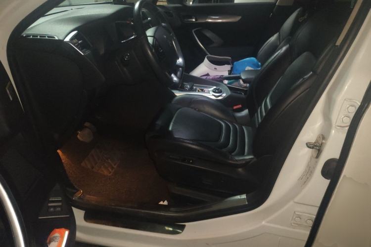 Used DS 6 2014 1.6T Luxury Edition THP160 Left Front Seat