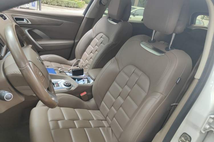 Used DS 6 2014 1.6T Prestige Edition THP160 Left Front Seat