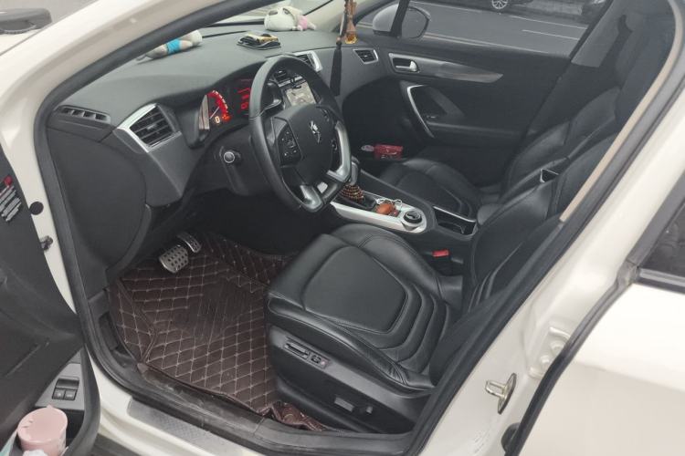 Used DS 6 2014 1.6T Luxury Edition THP200 Left Front Seat