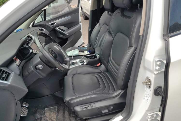 Used DS 6 2014 1.6T Luxury Edition THP160 Left Front Seat