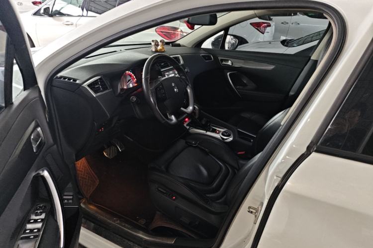 Used DS 6 2014 1.6T Luxury Edition THP160 Left Front Seat