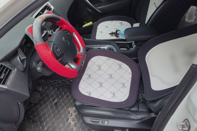 Used DS 6 2014 1.6T Luxury Edition THP160 Left Front Seat