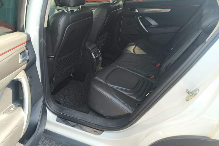 Used DS 6 2014 1.6T Luxury Edition THP200 Left Rear Seat