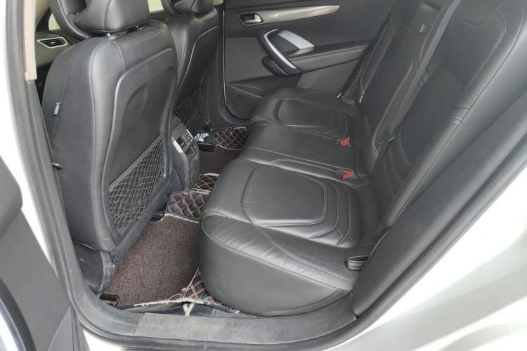 Used DS 6 2014 1.6T Luxury Edition THP160 Left Rear Seat