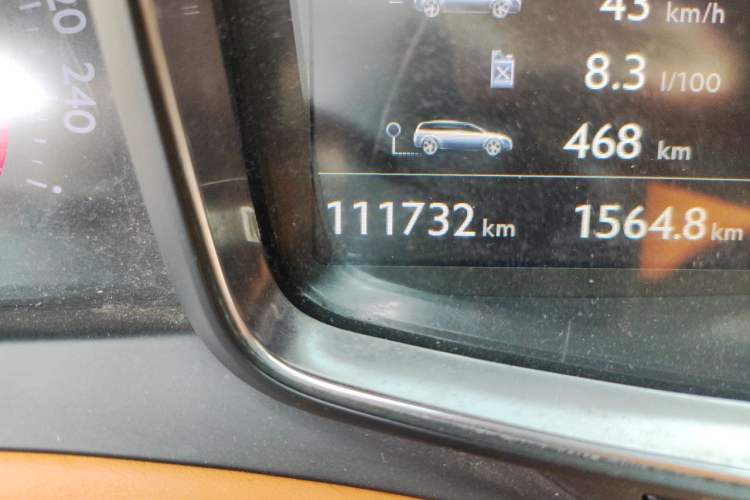 Used DS 6 2014 1.6T Prestige Edition THP160 Odometer Close Up