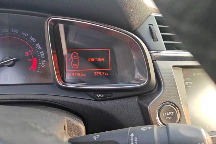 Used DS 6 2014 1.6T Luxury Edition THP160 Odometer Close Up