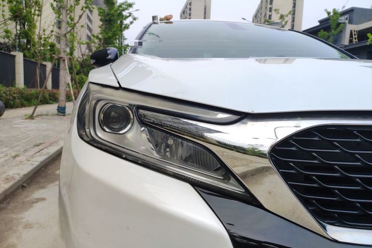 Used DS 6 2014 1.6T Prestige Edition THP160 Right Front Headlight