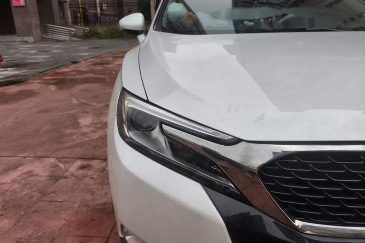Used DS 6 2014 1.6T Luxury Edition THP160 Right Front Headlight