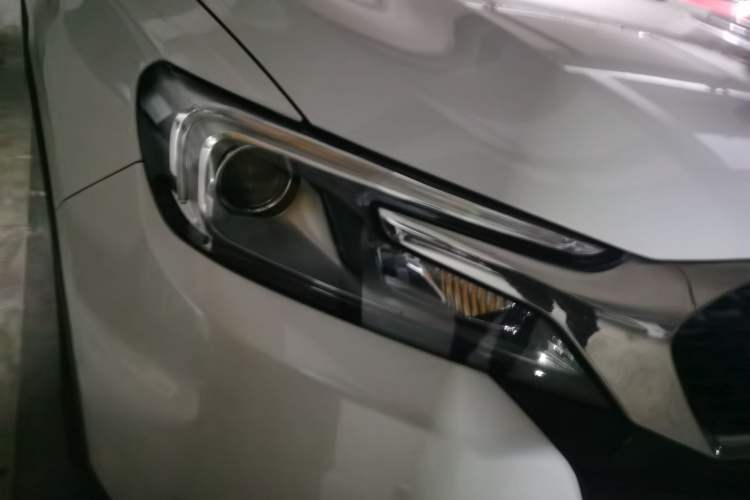 Used DS 6 2014 1.6T Luxury Edition THP160 Right Front Headlight