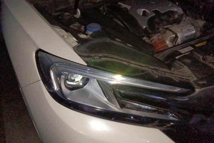 Used DS 6 2014 1.6T Elegant Version THP160 Right Front Headlight