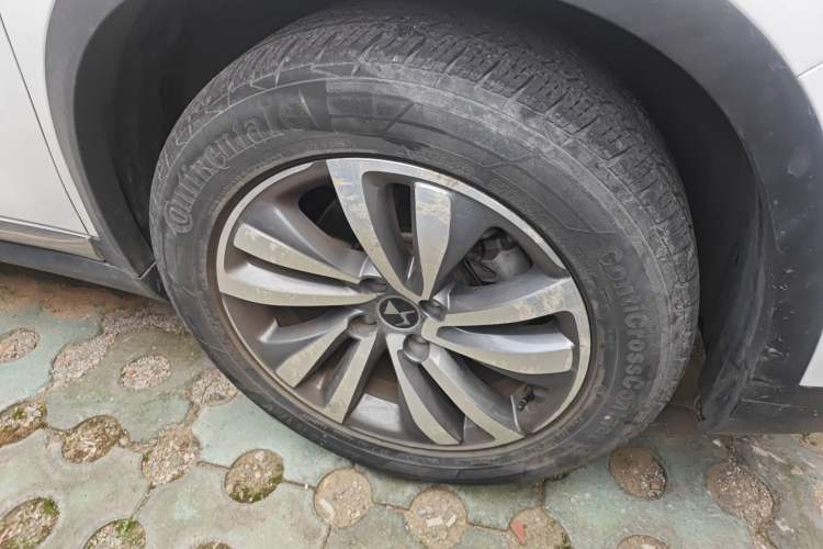 Used DS 6 2014 1.6T Luxury Edition THP160 Right Front Wheel Hub