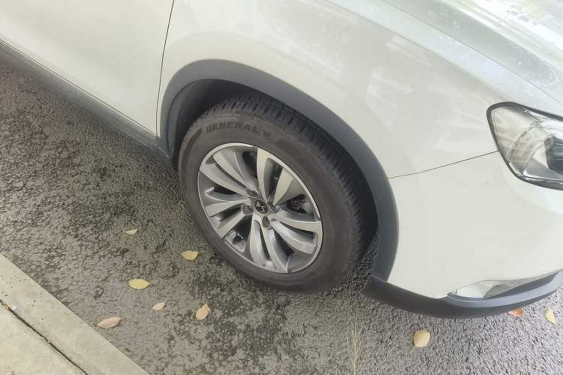 Used DS 6 2014 1.6T Luxury Edition THP200 Right Front Wheel Hub