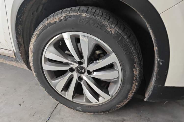 Used DS 6 2014 1.6T Luxury Edition THP160 Right Front Wheel Hub