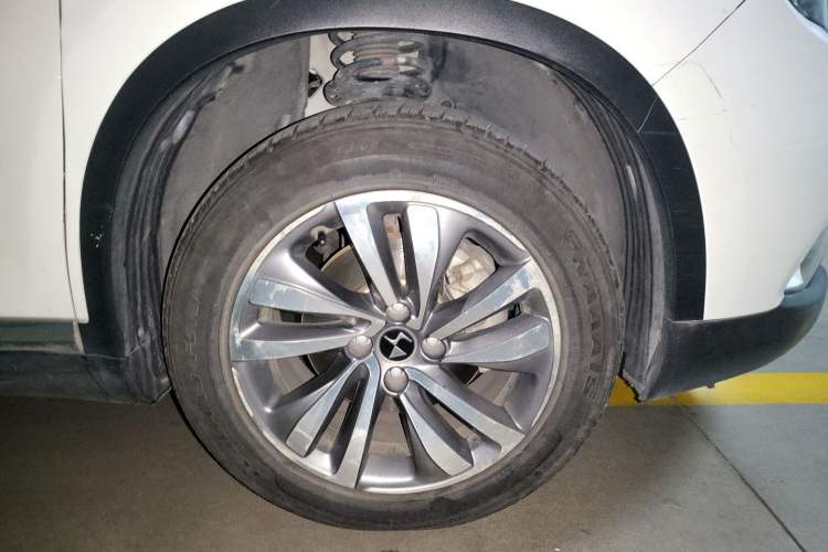 Used DS 6 2014 1.6T Luxury Edition THP160 Right Front Wheel Hub