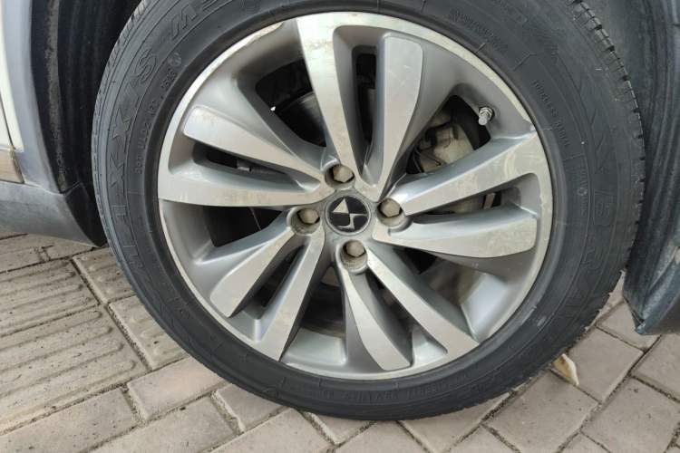 Used DS 6 2014 1.6T Luxury Edition THP160 Right Front Wheel Hub