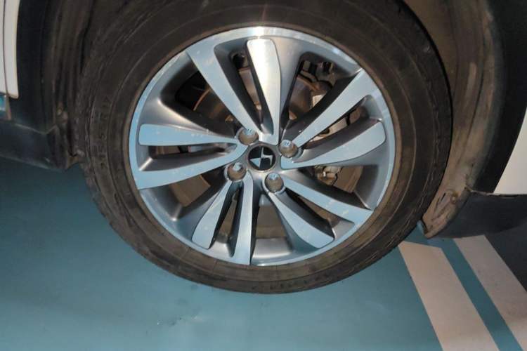 Used DS 6 2014 1.6T Luxury Edition THP160 Right Front Wheel Hub