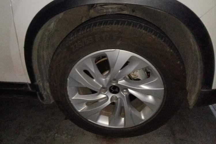 Used DS 6 2014 1.6T Elegant Version THP160 Right Front Wheel Hub