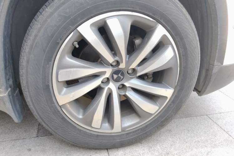 Used DS 6 2014 1.6T Prestige Edition THP160 Right Front Wheel Hub