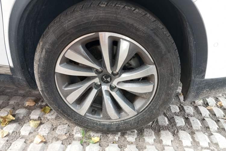 Used DS 6 2014 1.6T Luxury Edition THP160 Right Front Wheel Hub