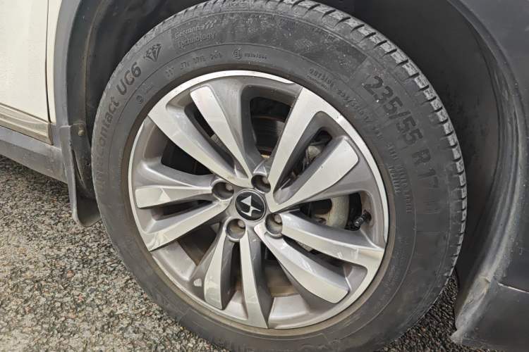 Used DS 6 2014 1.6T Luxury Edition THP160 Right Front Wheel Hub