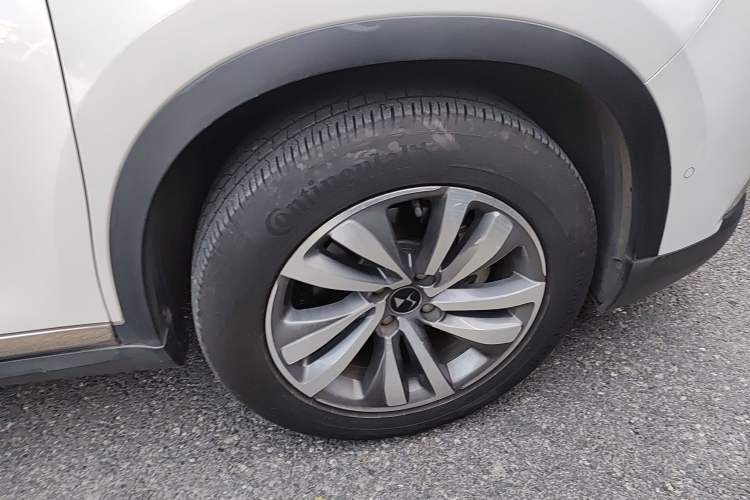 Used DS 6 2014 1.6T Luxury Edition THP160 Right Front Wheel Hub