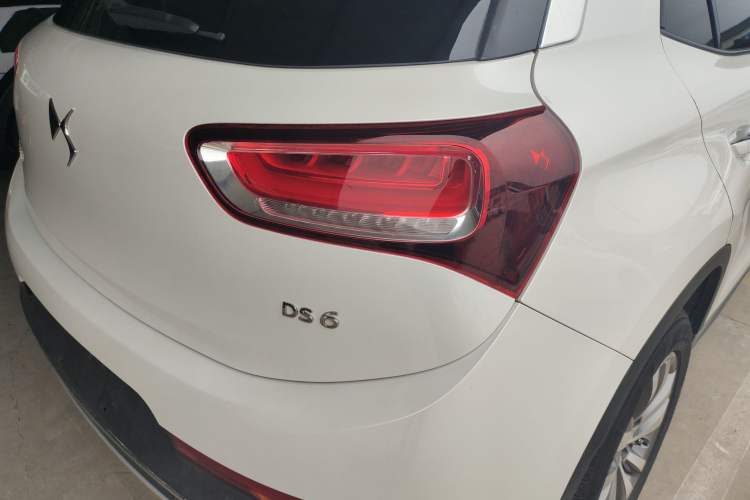 Used DS 6 2014 1.6T Luxury Edition THP160 Right Rear Taillight
