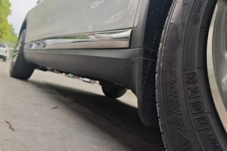 Used DS 6 2014 1.6T Luxury Edition THP200 Right Side Sill