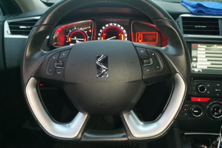 Used DS 6 2014 1.6T Elegant Version THP160 Steering Wheel
