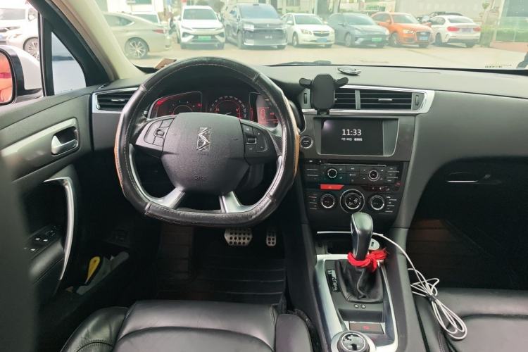 Used DS 6 2014 1.6T Luxury Edition THP200 Steering Wheel