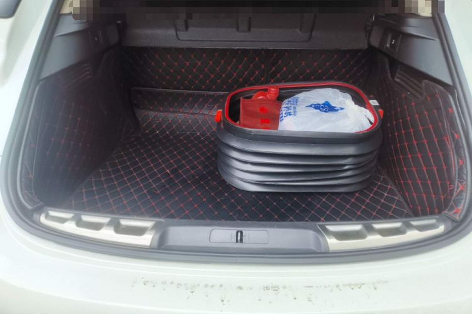 Used DS 6 2014 1.6T Luxury Edition THP200 Trunk