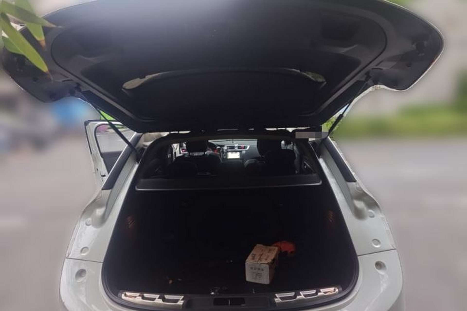 Used DS 6 2014 1.6T Luxury Edition THP200 Trunk