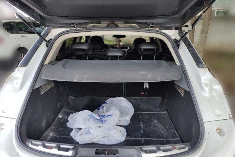 Used DS 6 2014 1.6T Luxury Edition THP160 Trunk