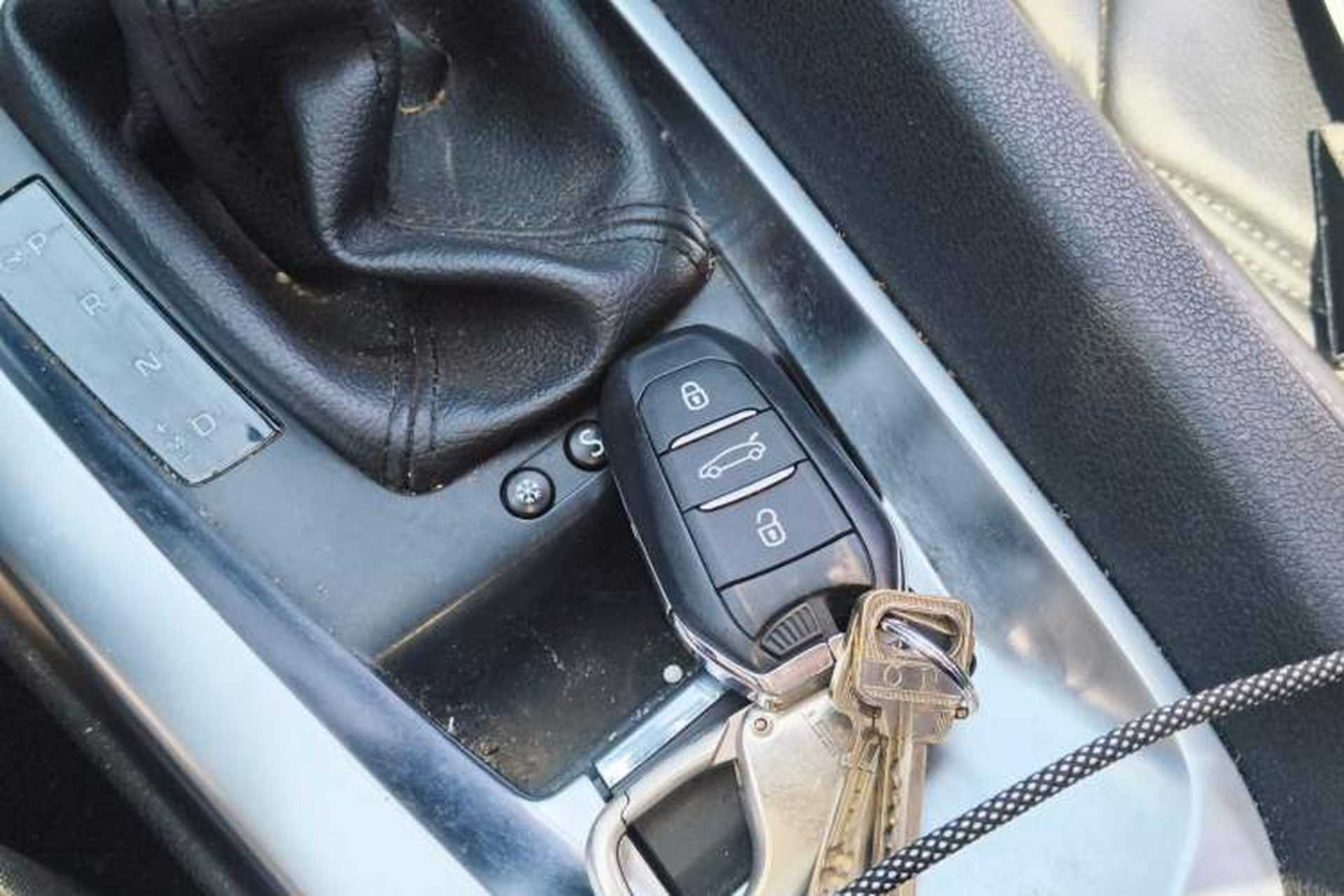 Used DS 6 2014 1.6T Luxury Edition THP200 Vehicle Key