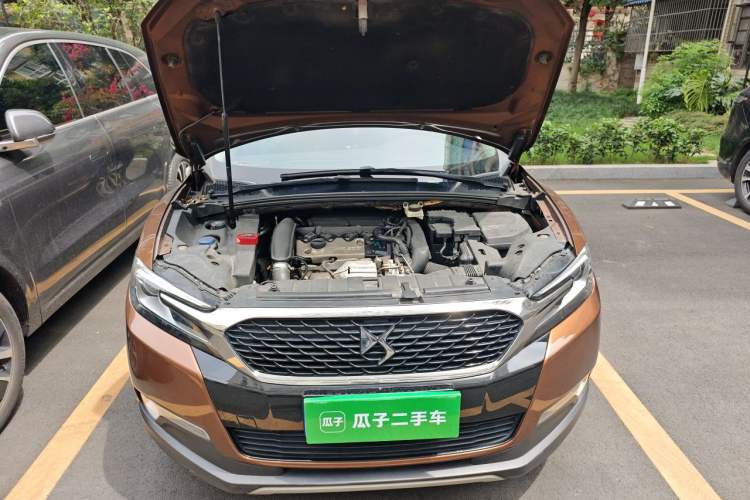 Used DS 6 2014 1.6T Luxury Edition THP200 Engine Bay
