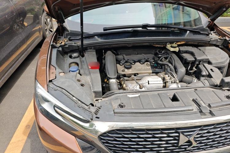 Used DS 6 2014 1.6T Luxury Edition THP200 Engine Bay Right