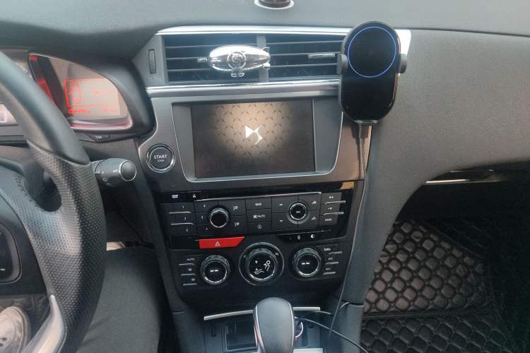 Used DS 6 2016 1.6T Luxury Edition THP160 Audio And AC Panel