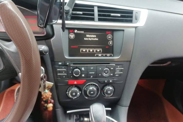 Used DS 6 2016 1.6T Elegant Edition THP160 Audio And AC Panel