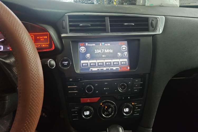 Used DS 6 2016 1.6T Luxury Edition THP160 Audio And AC Panel