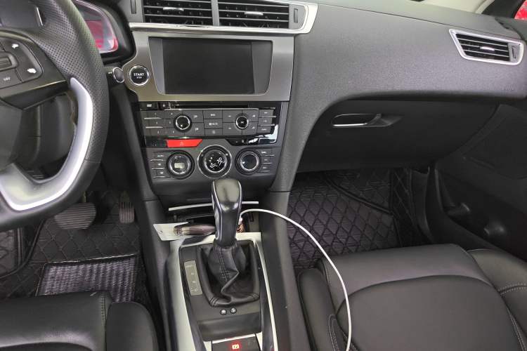 Used DS 6 2016 1.6T Luxury Edition THP160 Audio And AC Panel