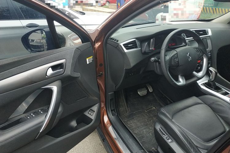 Used DS 6 2016 1.8T Luxury Edition THP200 Driver Seat