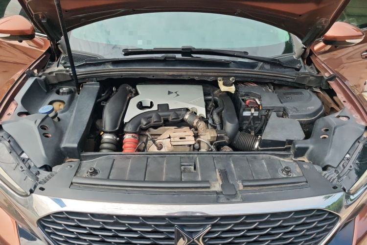 Used DS 6 2016 1.6T Luxury Edition THP160 Engine Bay