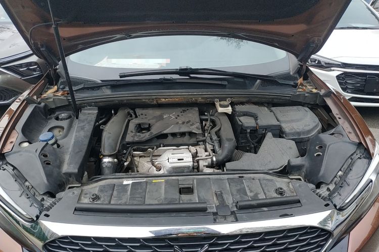 Used DS 6 2016 1.8T Luxury Edition THP200 Engine Bay