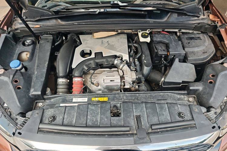 Used DS 6 2016 1.6T Luxury Edition THP160 Engine Bay