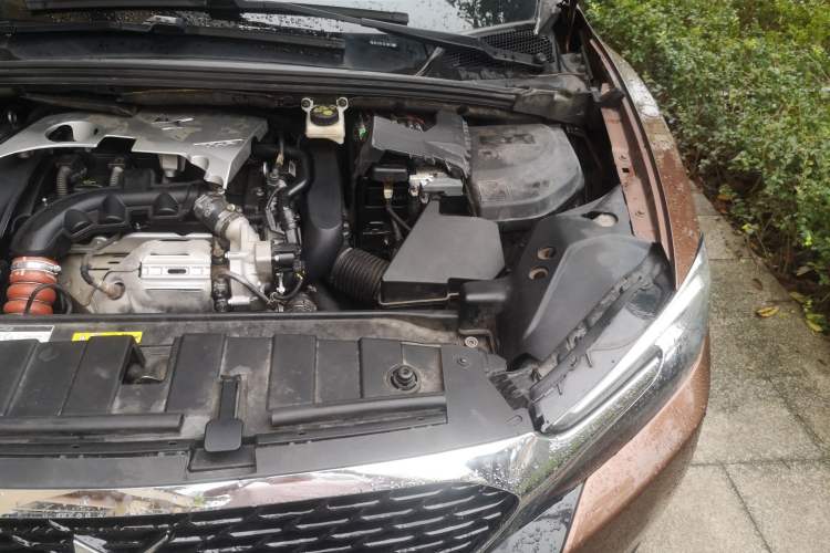 Used DS 6 2016 1.6T Elegant Edition THP160 Engine Bay Left